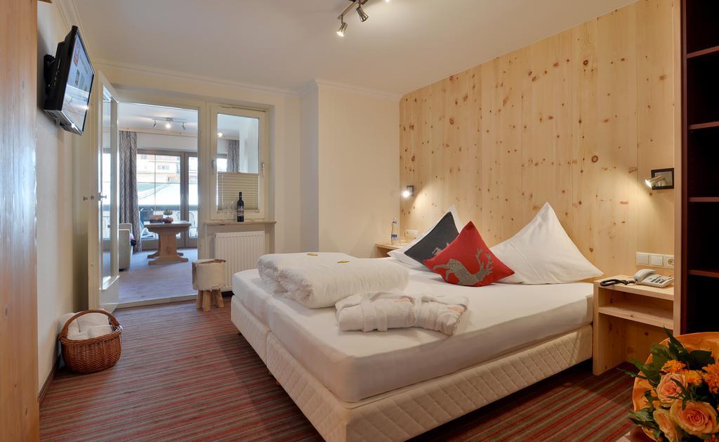 Wohlfuehlhotel Schiestl Fügen Exteriér fotografie